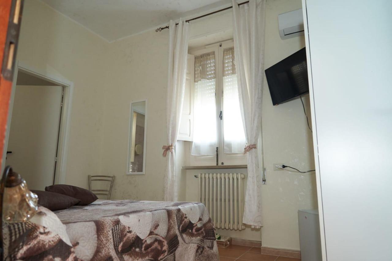 Le Stanze Di Ricci - Affittacamere Low Cost Lesina Dış mekan fotoğraf