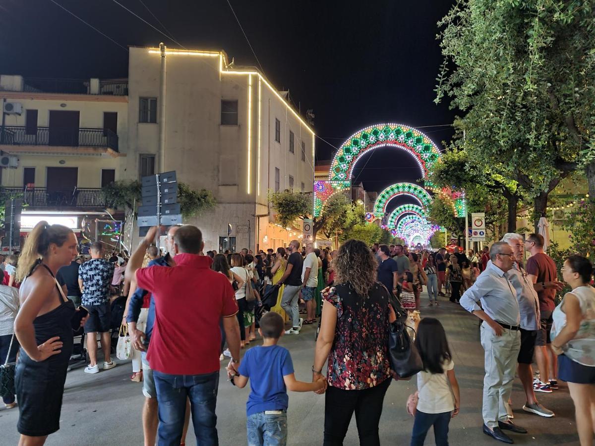 Le Stanze Di Ricci - Affittacamere Low Cost Lesina Dış mekan fotoğraf